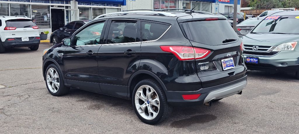 Photo 4 of this FORD ESCAPE