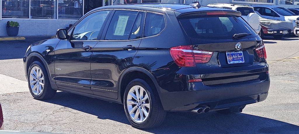Photo 2 of this BMW X3