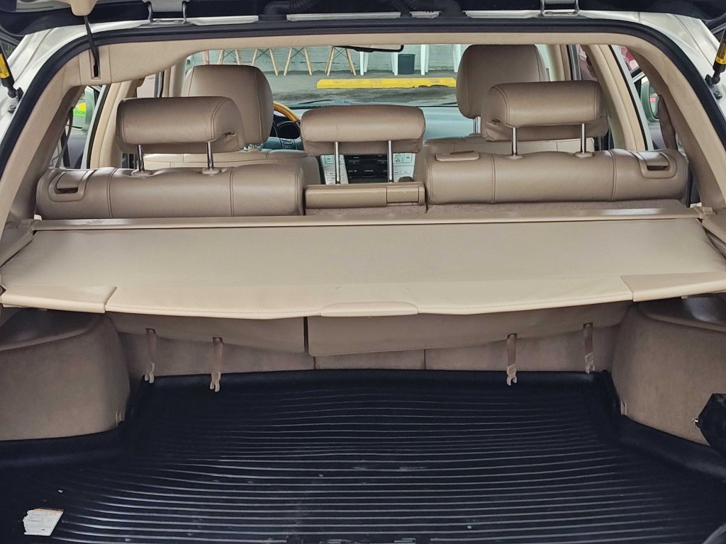 Photo 13 of this LEXUS RX