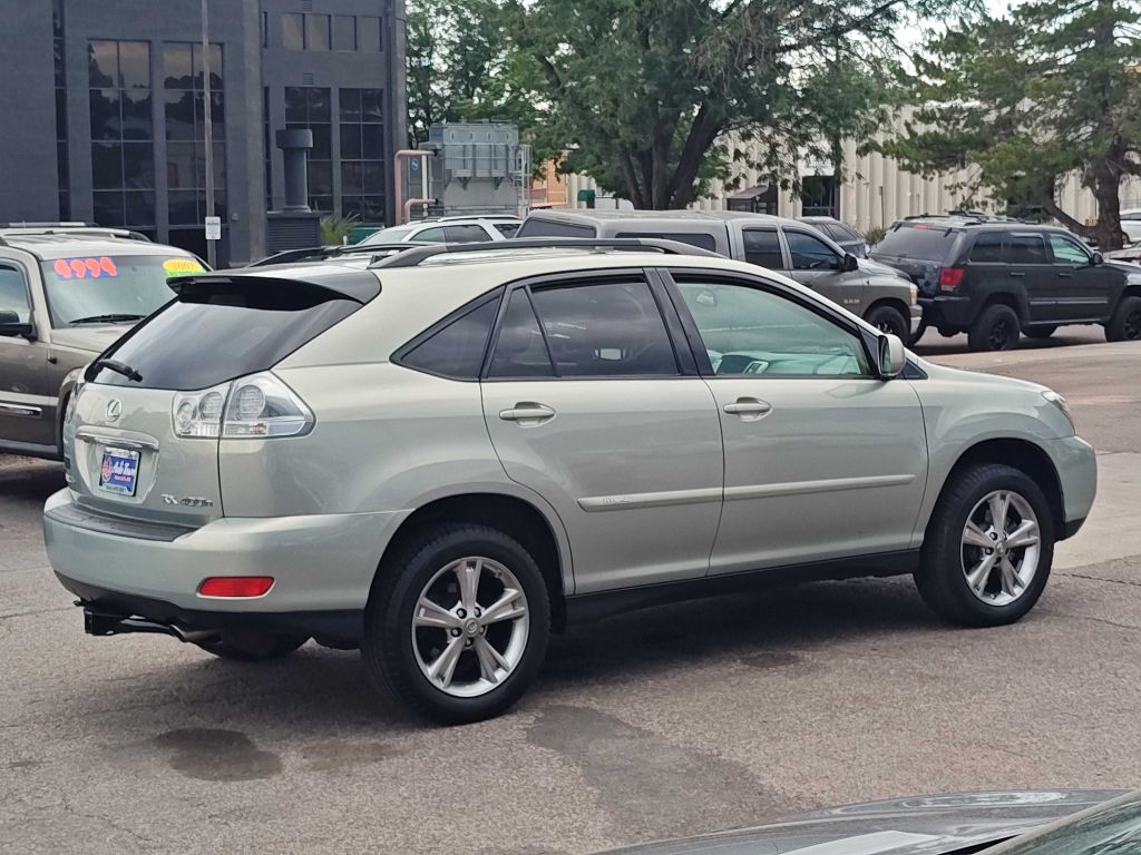 Photo 4 of this LEXUS RX