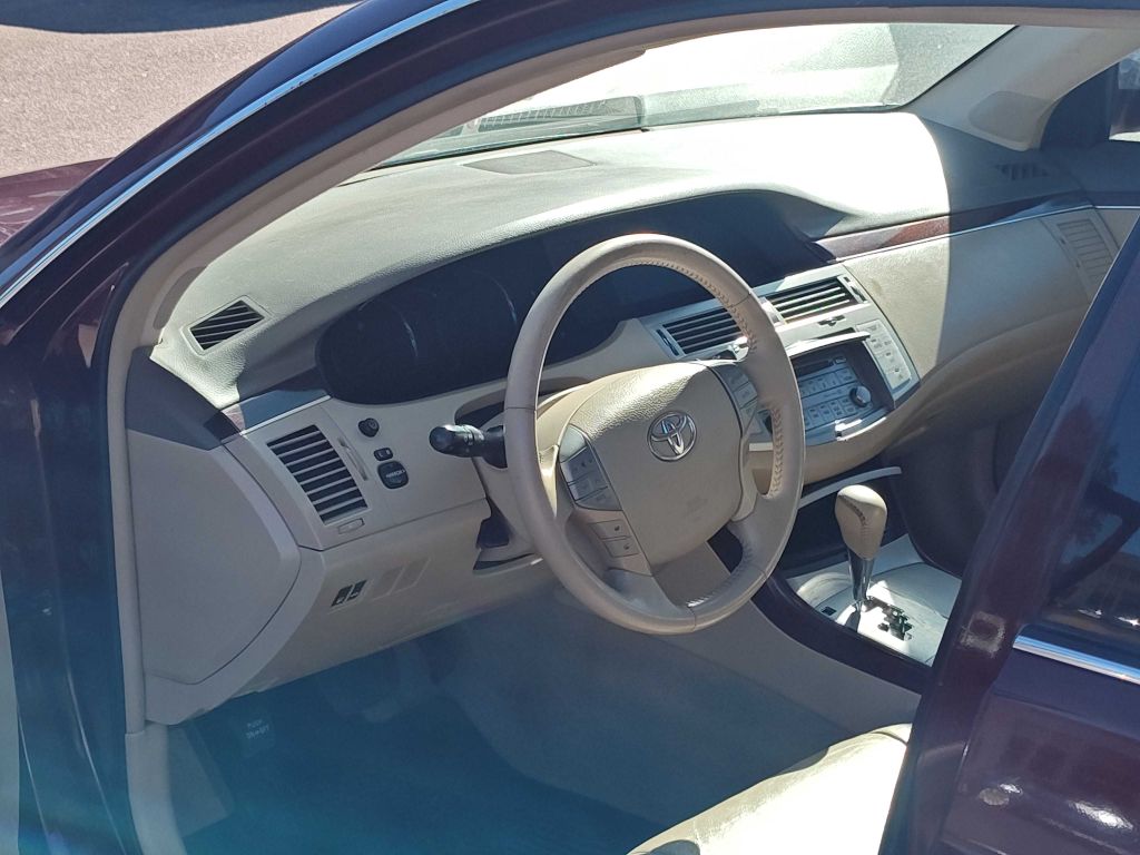 Photo 7 of this TOYOTA AVALON