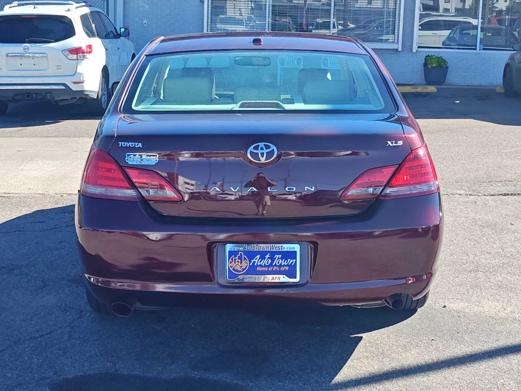 Photo 6 of this TOYOTA AVALON