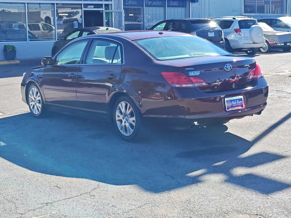 Photo 3 of this TOYOTA AVALON