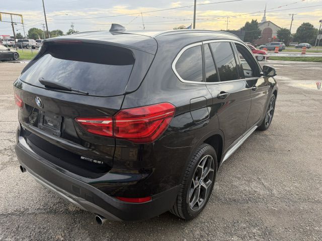 Photo 3 of this BMW X1
