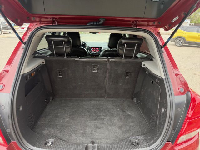 Photo 6 of this CHEVROLET TRAX