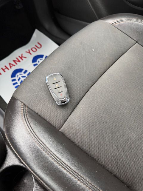 Photo 15 of this CHEVROLET TRAX
