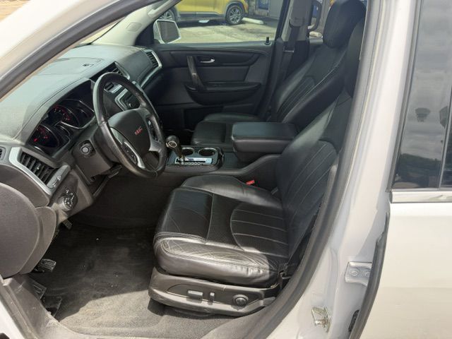 Photo 14 of this GMC ACADIA