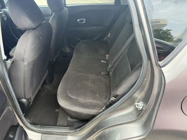 Photo 5 of this KIA SOUL