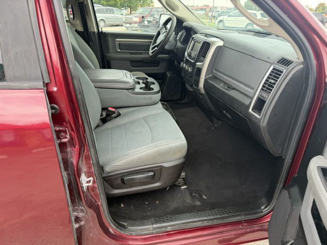 Photo 8 of this RAM 1500 CLASSIC