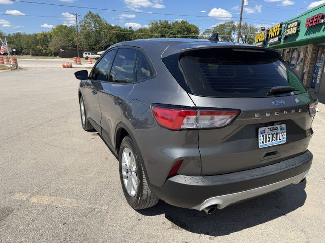 Photo 4 of this FORD ESCAPE
