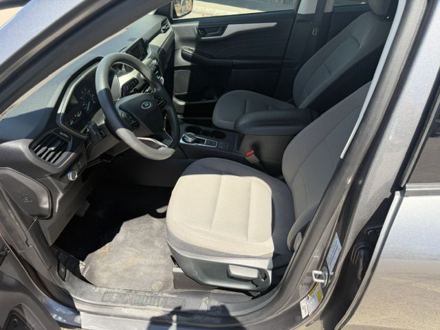 Photo 7 of this FORD ESCAPE