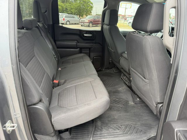 Photo 6 of this CHEVROLET SILVERADO 1500
