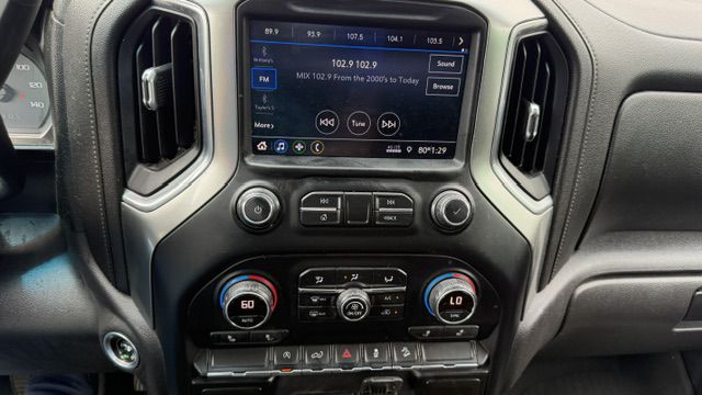 Photo 14 of this CHEVROLET SILVERADO 1500