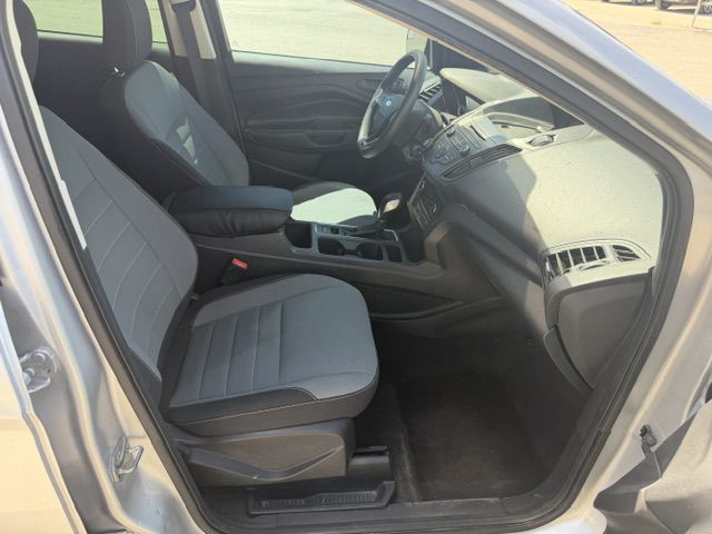 Photo 7 of this FORD ESCAPE