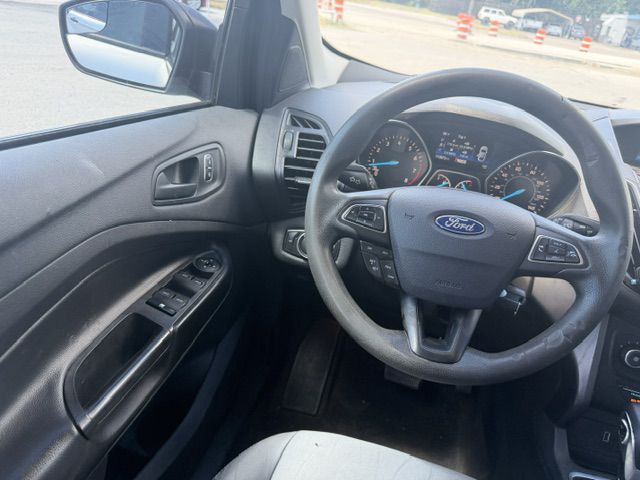 Photo 10 of this FORD ESCAPE