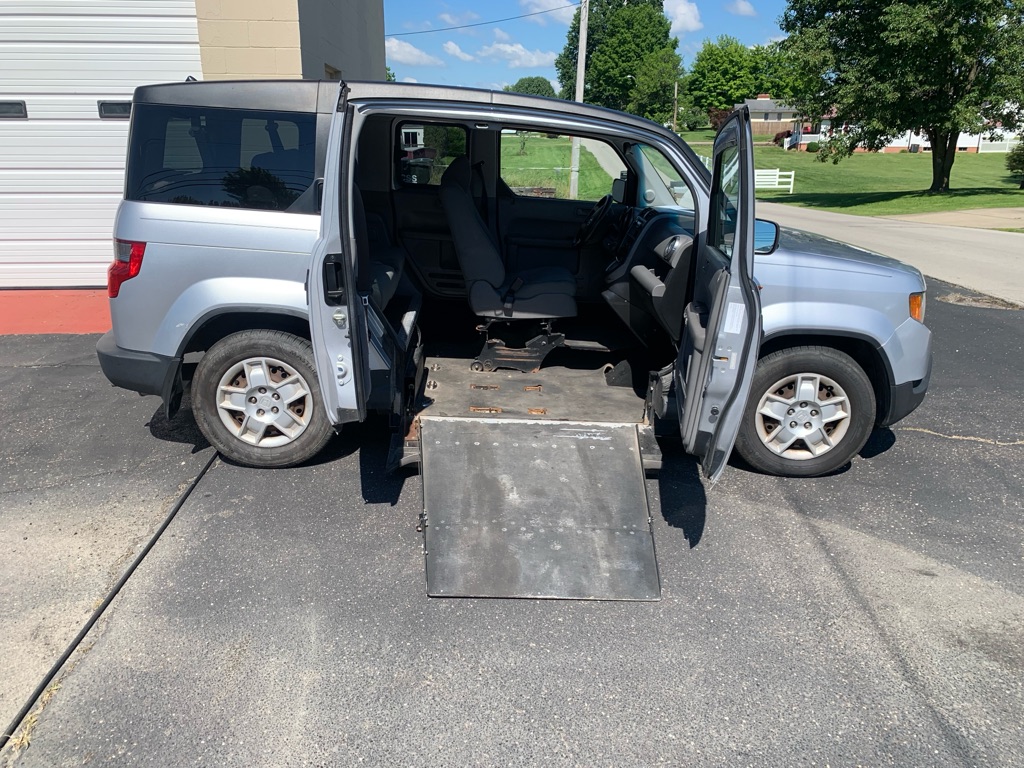 Photo 7 of this HONDA ELEMENT
