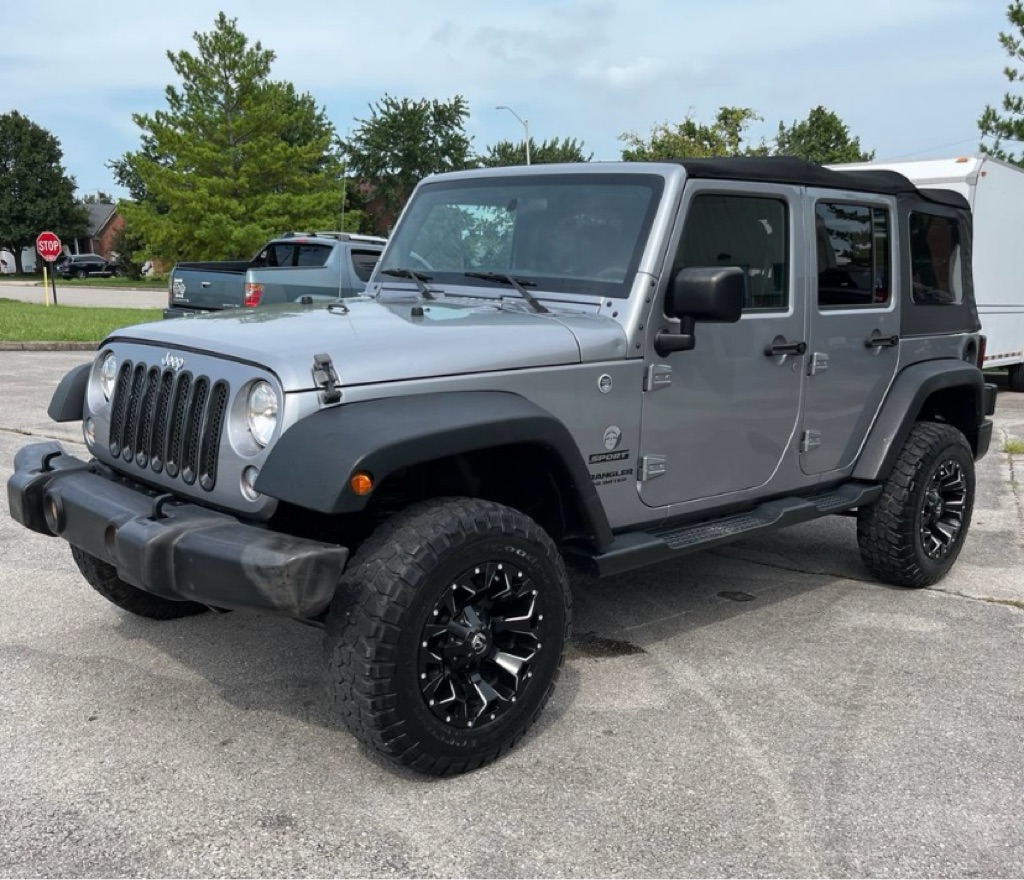 Photo 3 of this JEEP WRANGLER UNLIMI