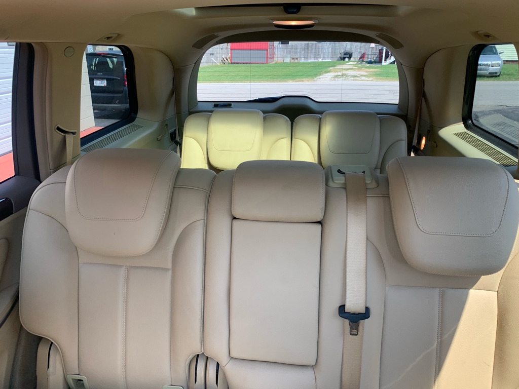 Photo 12 of this MERCEDES-BENZ GL-CLASS