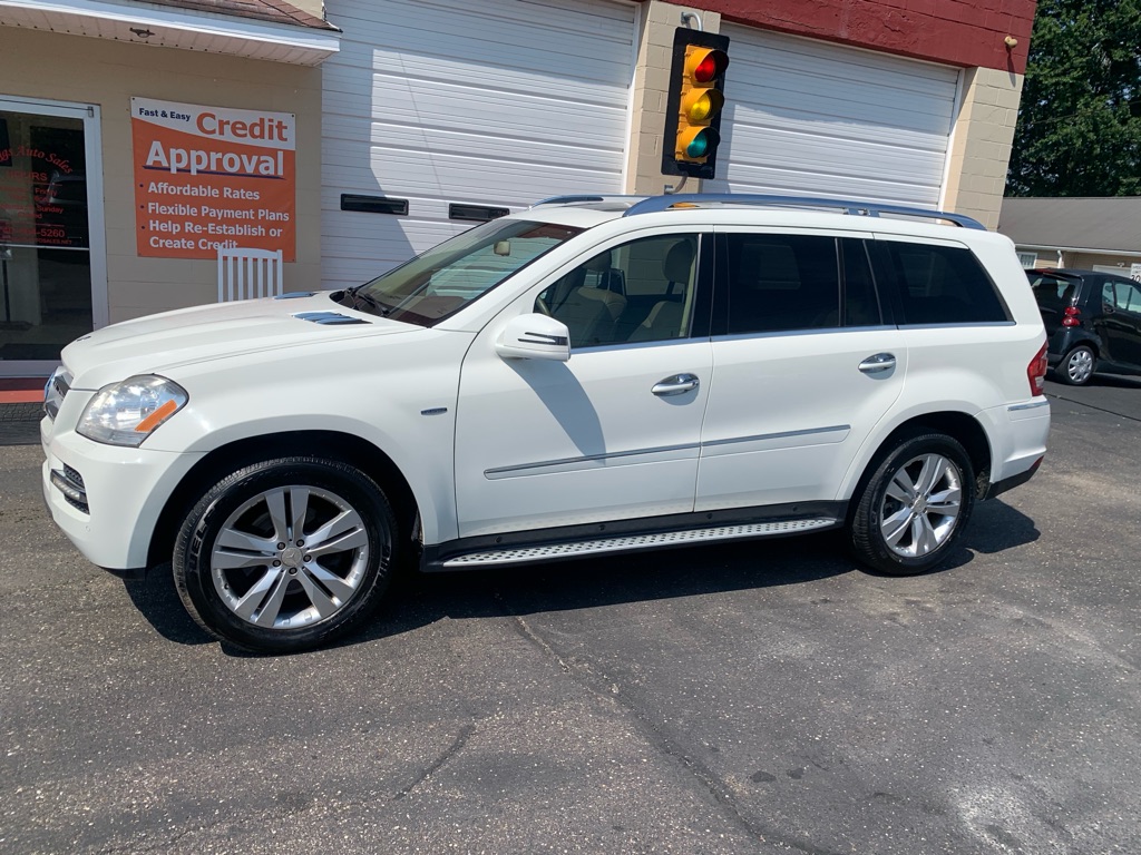 Photo 5 of this MERCEDES-BENZ GL-CLASS