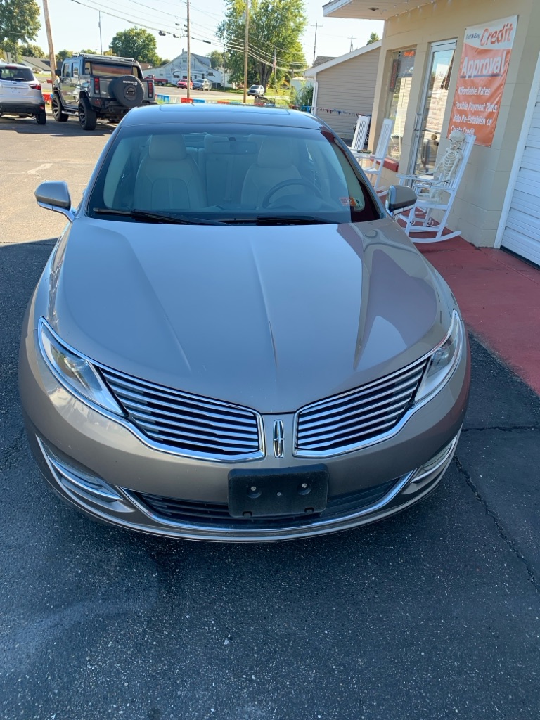 Photo 4 of this LINCOLN MKZ