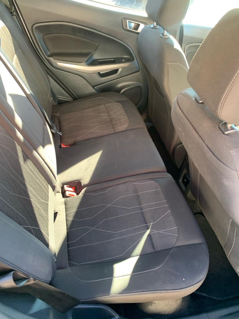 Photo 8 of this FORD ECOSPORT