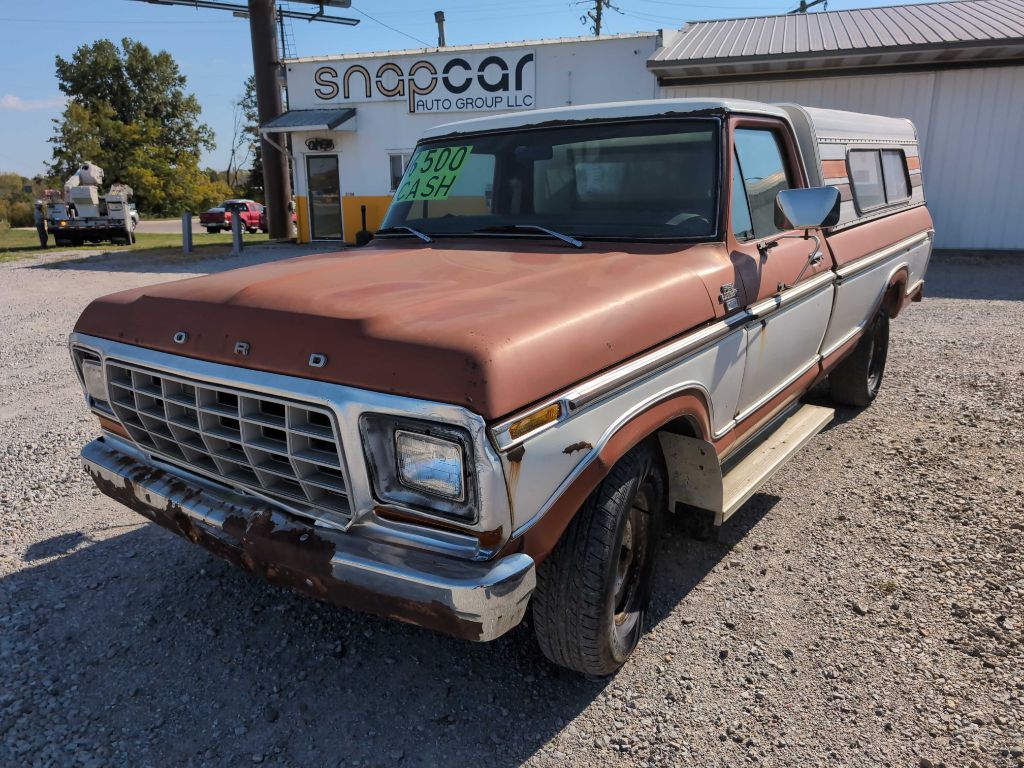 Photo 4 of this FORD F15