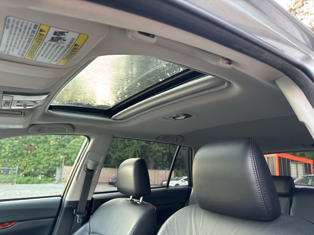 Photo 12 of this SUBARU OUTBACK