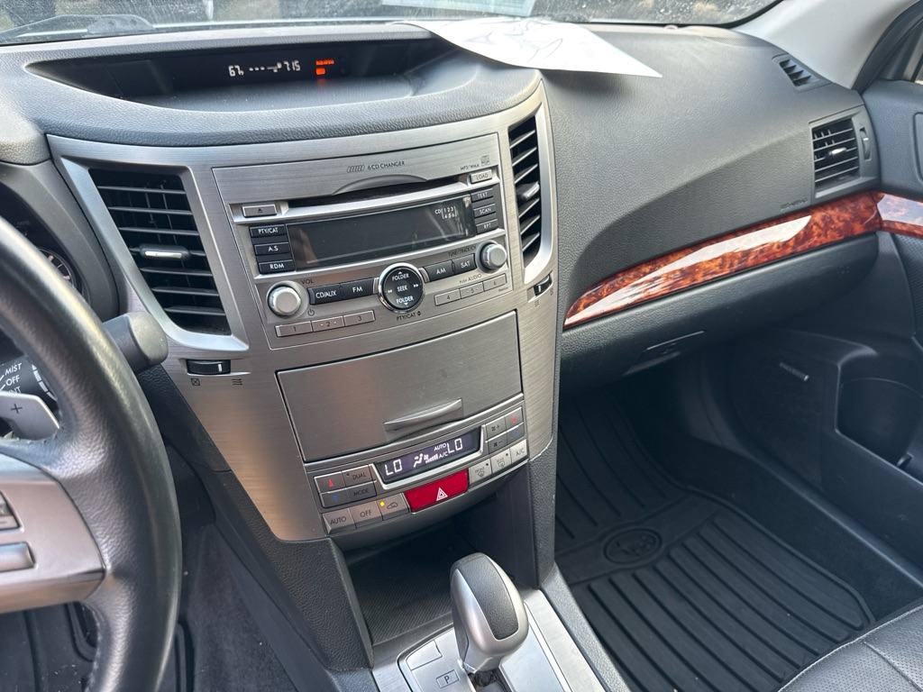 Photo 15 of this SUBARU OUTBACK