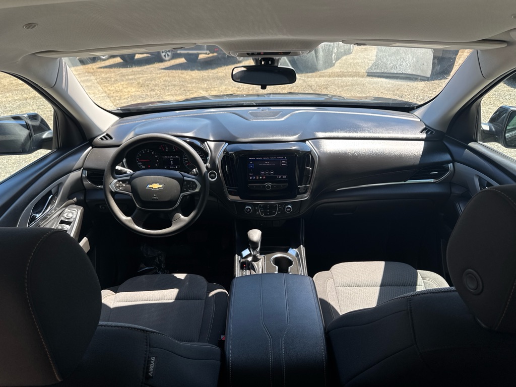 Photo 14 of this CHEVROLET TRAVERSE