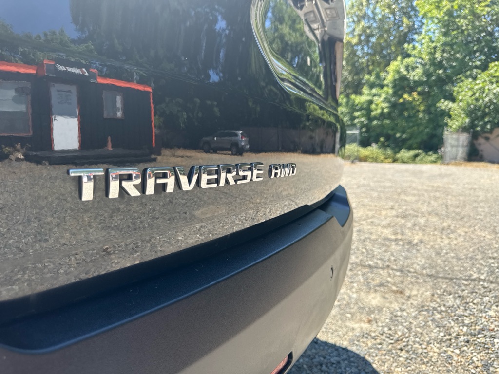 Photo 25 of this CHEVROLET TRAVERSE