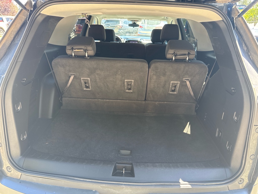 Photo 22 of this CHEVROLET TRAVERSE