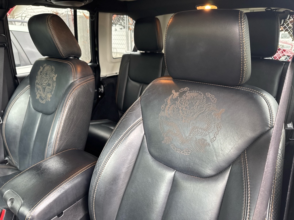 Photo 17 of this JEEP WRANGLER UNLIMI
