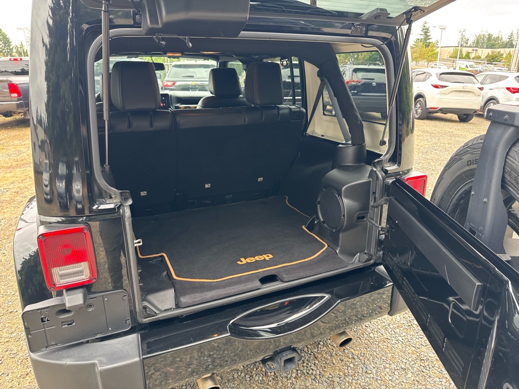 Photo 18 of this JEEP WRANGLER UNLIMI