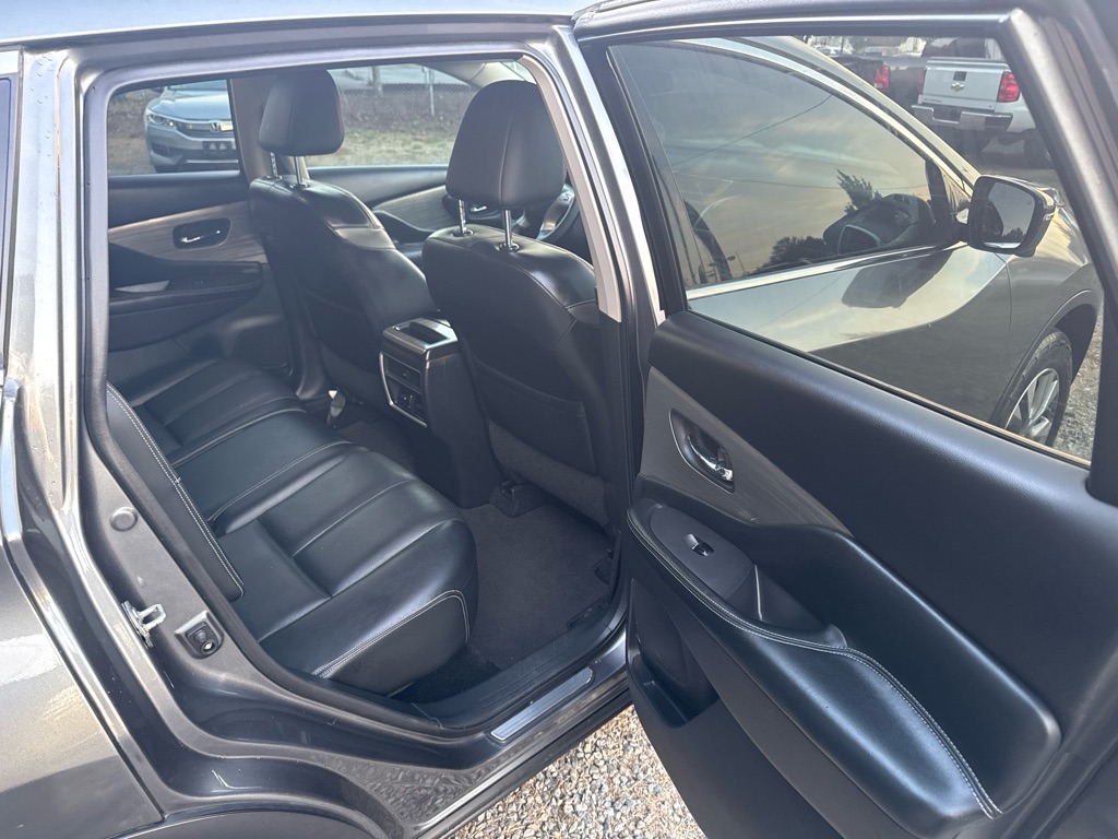 Photo 8 of this NISSAN MURANO