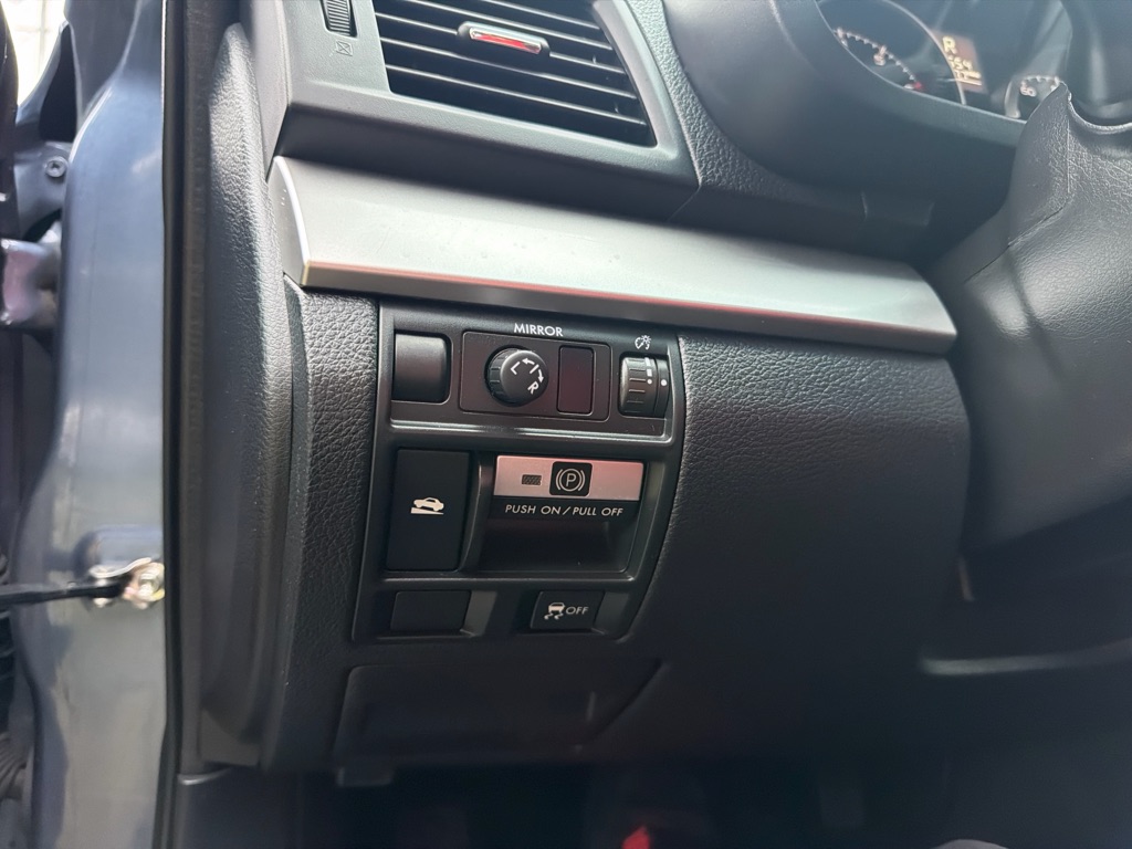 Photo 17 of this SUBARU OUTBACK
