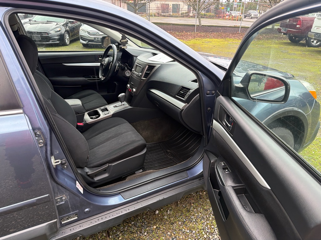 Photo 9 of this SUBARU OUTBACK