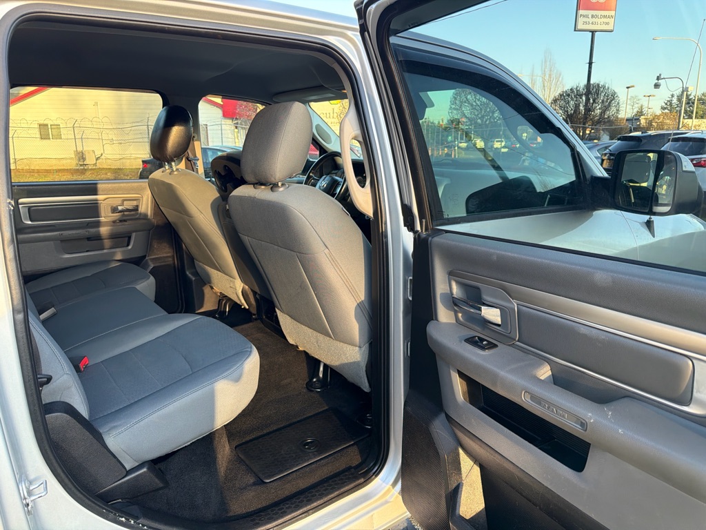 Photo 8 of this RAM 1500