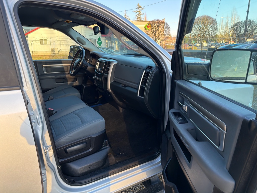 Photo 9 of this RAM 1500