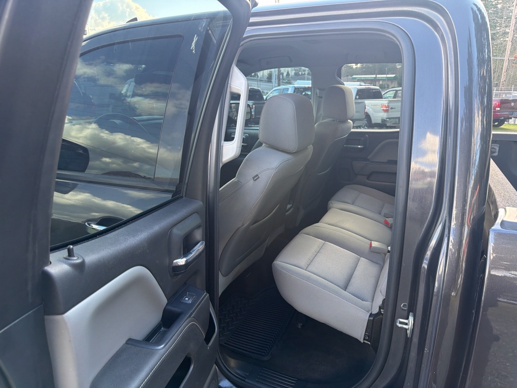 Photo 7 of this CHEVROLET SILVERADO 1500