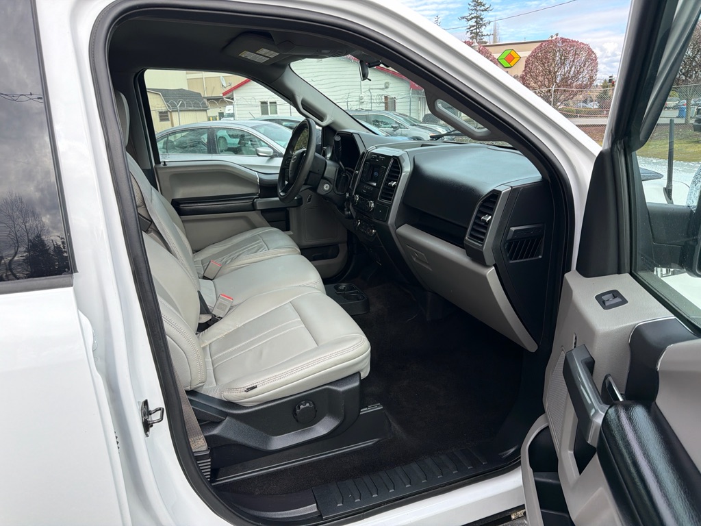 Photo 9 of this FORD F150
