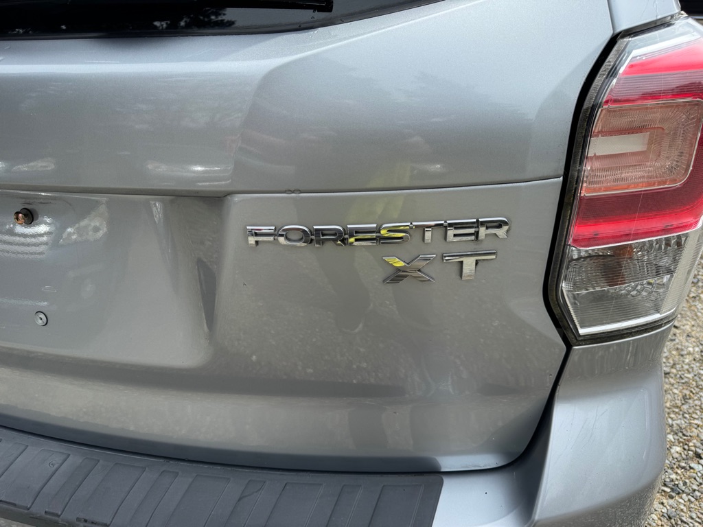 Photo 13 of this SUBARU FORESTER