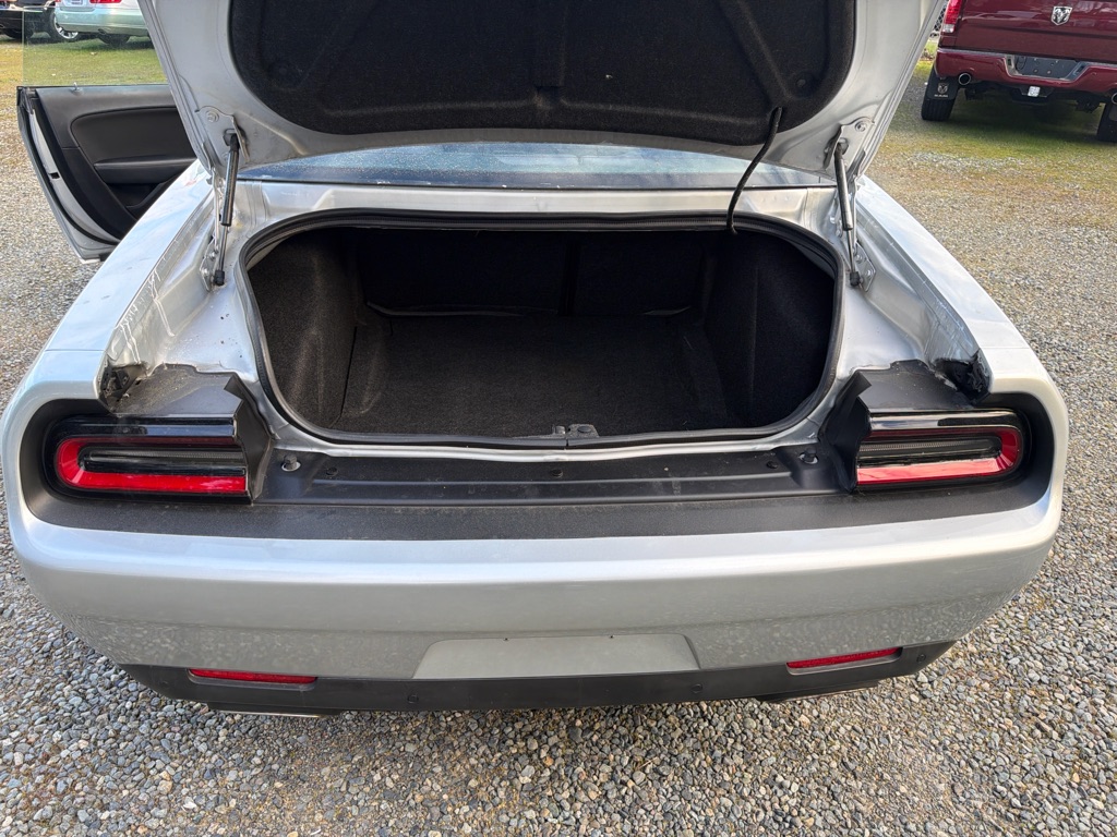 Photo 14 of this DODGE CHALLENGER