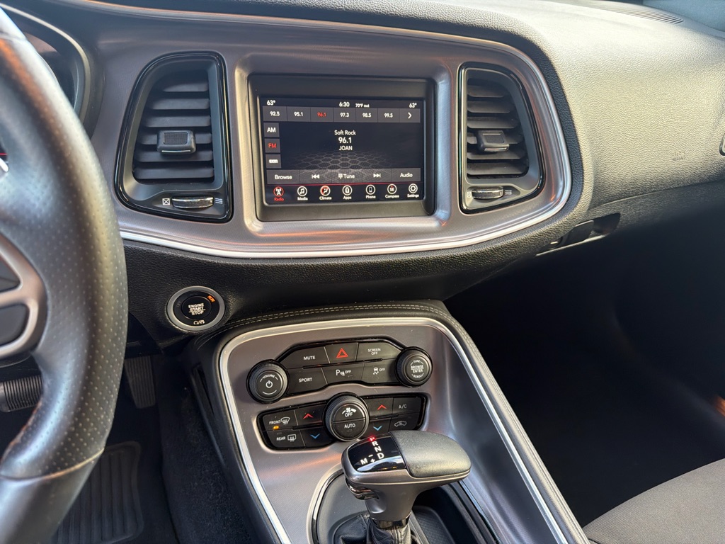 Photo 13 of this DODGE CHALLENGER