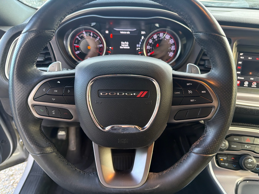 Photo 11 of this DODGE CHALLENGER