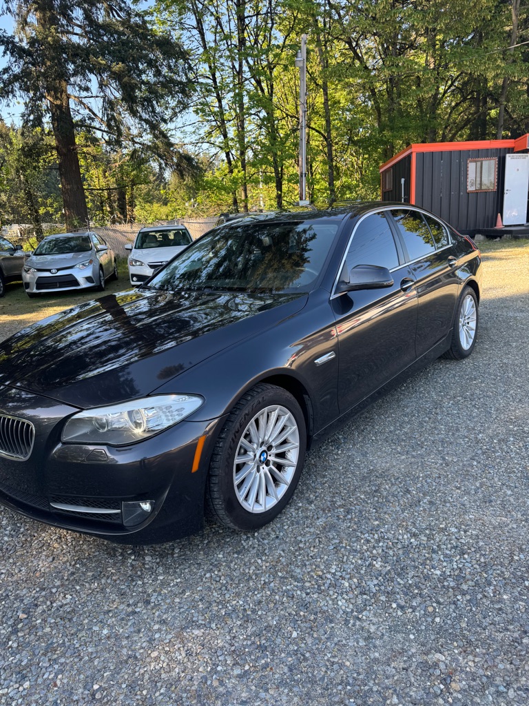 Photo 2 of this BMW 535