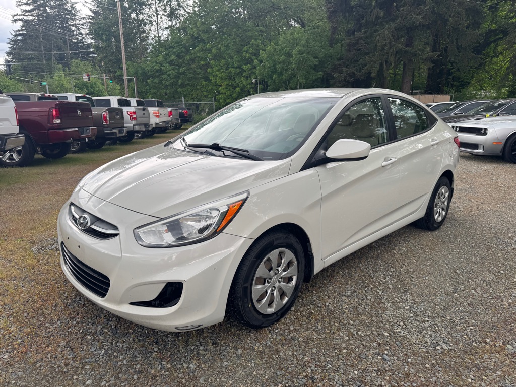 Photo 2 of this HYUNDAI ACCENT