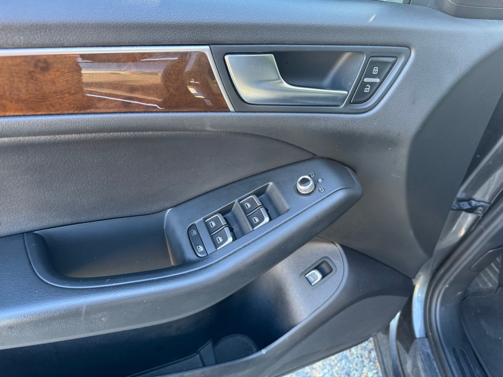 Photo 6 of this AUDI Q5