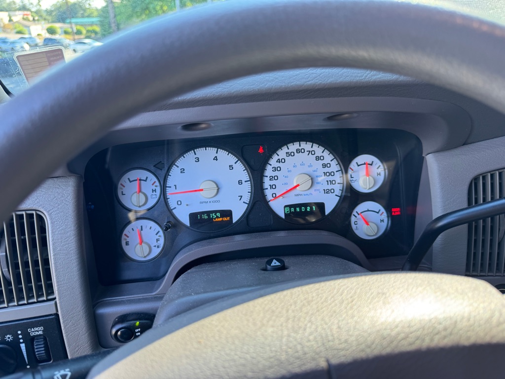Photo 9 of this DODGE RAM 1500