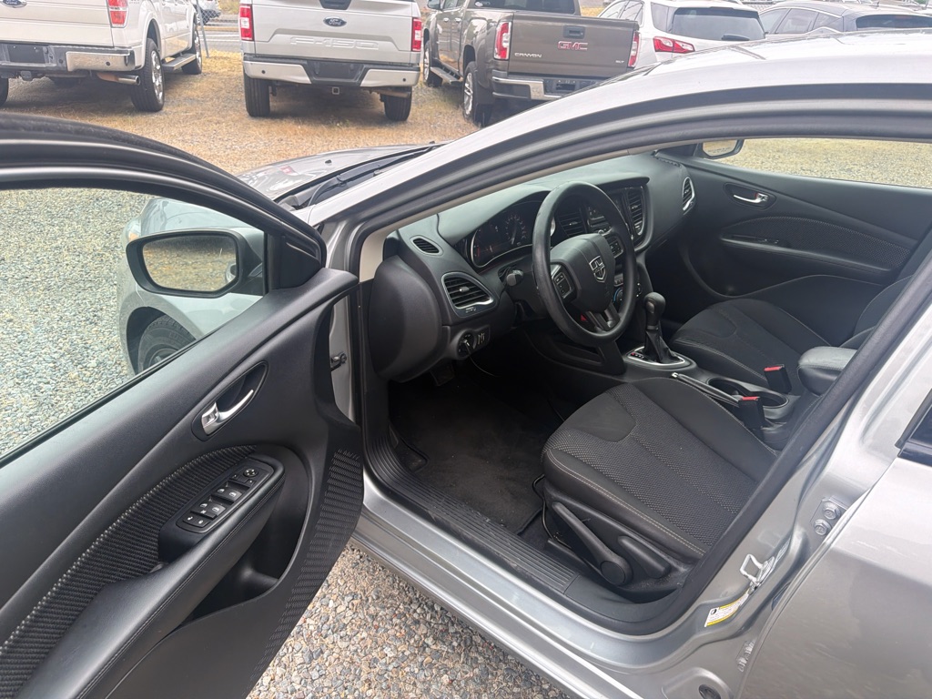 Photo 10 of this DODGE DART