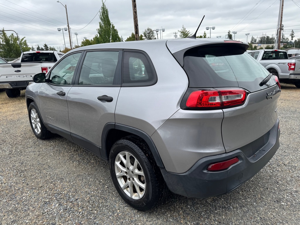 Photo 6 of this JEEP CHEROKEE